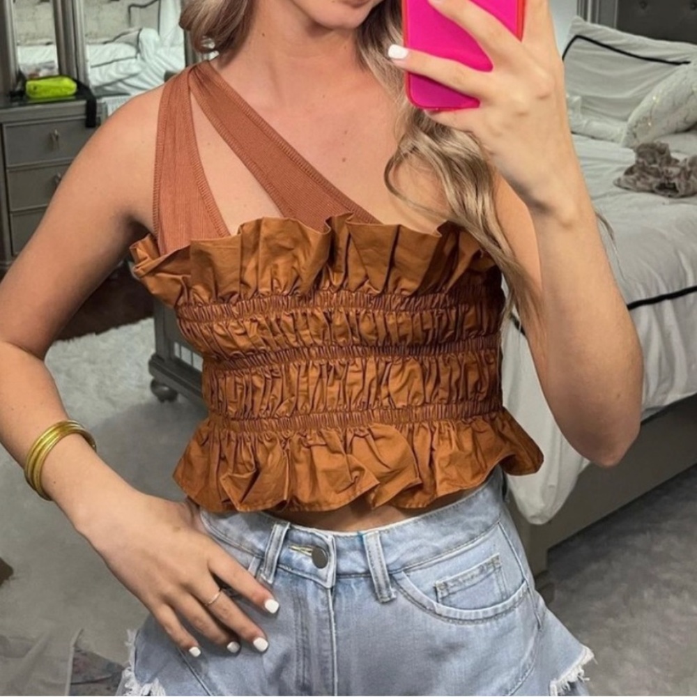 Adorable top